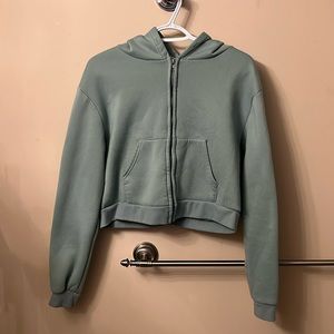 Good condition. Cropped mint green hoodie from SHEIN. Light weight.